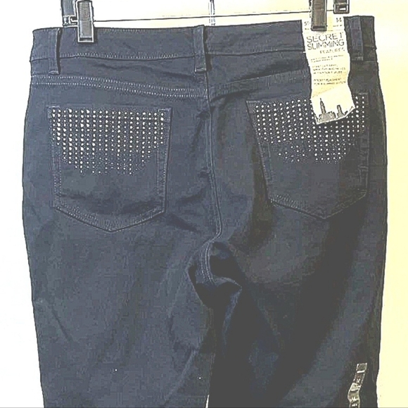 New Tags Jones New York LEXINGTON STRAIGHT LEG Women's Black Jeans Sz 12 WOMENS - Picture 1 of 5